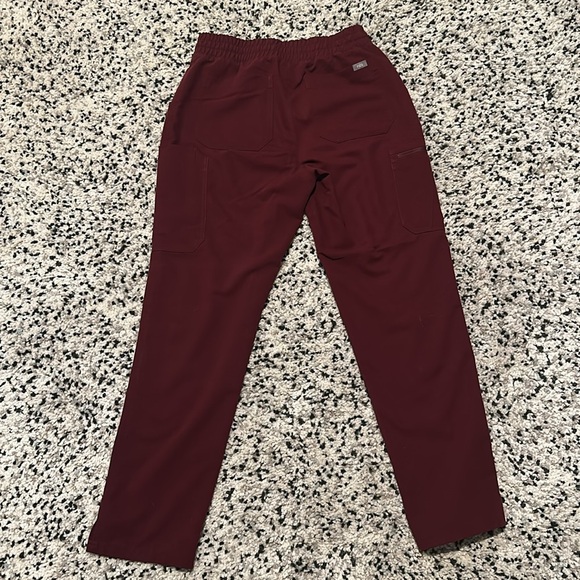 Figs Yola High Waisted Scrub Pant Medium Burgundy EUC - Picture 2 of 7
